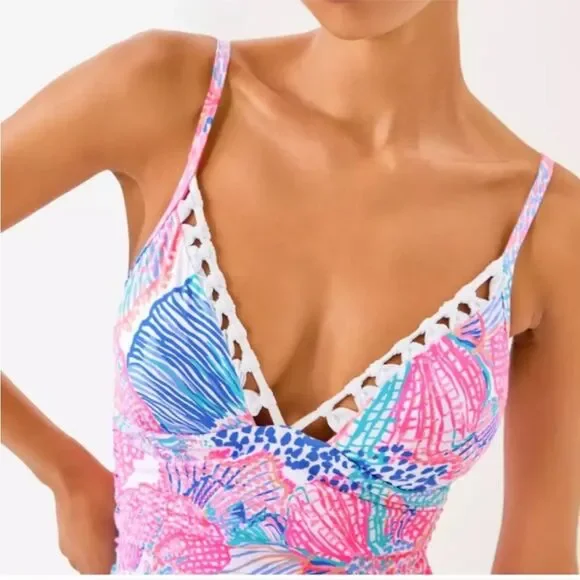 Lilly Pulitzer Zira One-Piece Swimsuit NWT - Picture 3 of 5